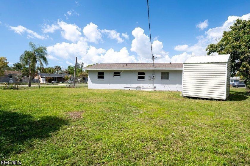 Great investment opportunity or starter home in South Fort - photo 6
