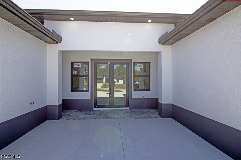Welcome to this stunning new-build (2026) home on a spacious lot - photo 7