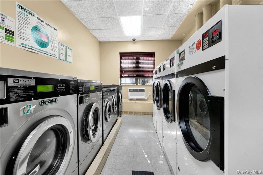 Beautiful, well maintained, sunny one-bedroom apartment on the - photo 11