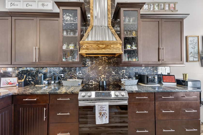 Discover the perfect blend of style, comfort, and outdoor living - photo 22
