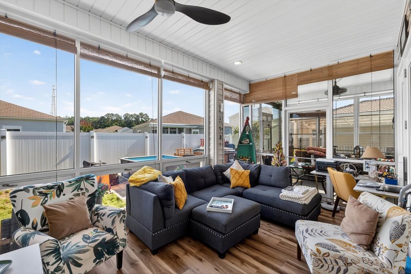 Discover the perfect blend of style, comfort, and outdoor living - photo 45