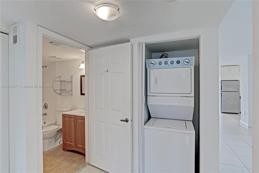 Welcome home where convenience meets comfort in the heart of - photo 8