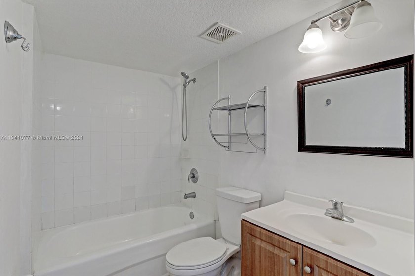 Welcome home where convenience meets comfort in the heart of - photo 10