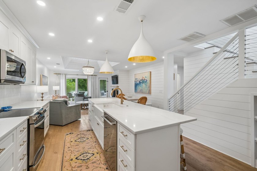Charming Greenslake Cottage with peaceful lagoon views on Kiawah - photo 6