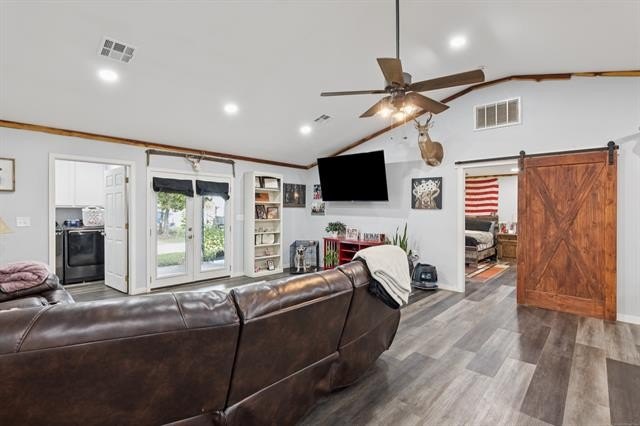 Discover peaceful country living just minutes from Lake Hudson - photo 8