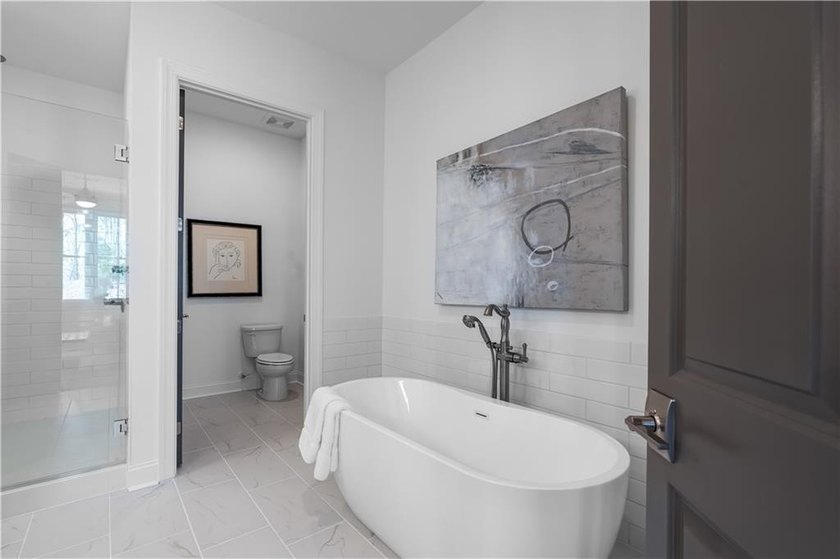HOME OF THE MONTH!! Last CASCADE floor plan in the entire - photo 22
