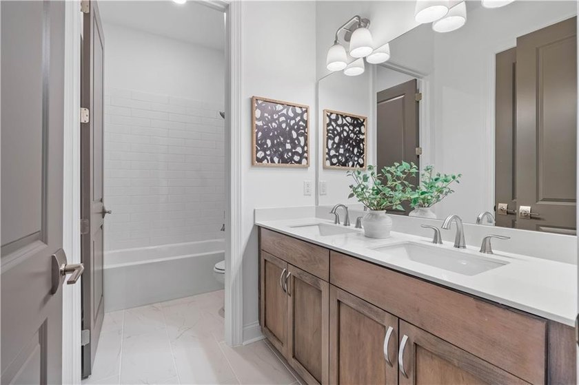 HOME OF THE MONTH!! Last CASCADE floor plan in the entire - photo 28