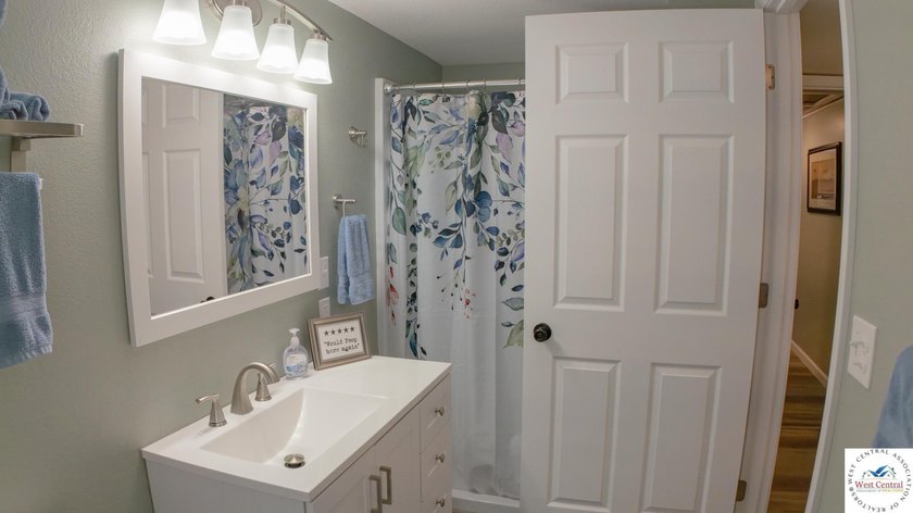 Take a look at this extremely well maintained and fully - photo 24