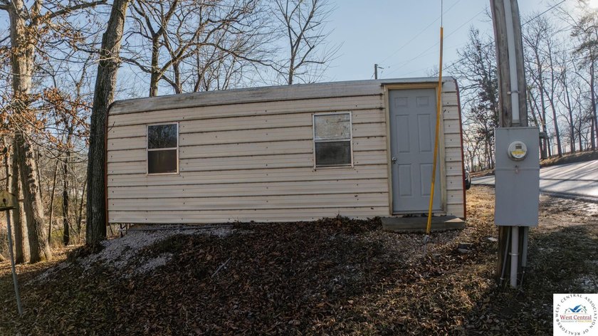 Take a look at this extremely well maintained and fully - photo 29