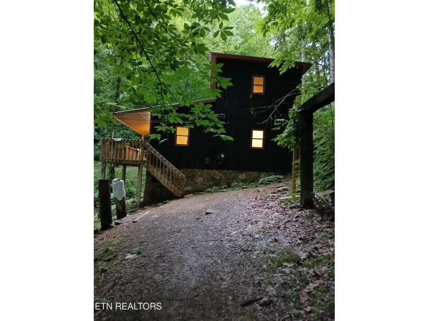 Escape to your own private mountain retreat with this - photo 24
