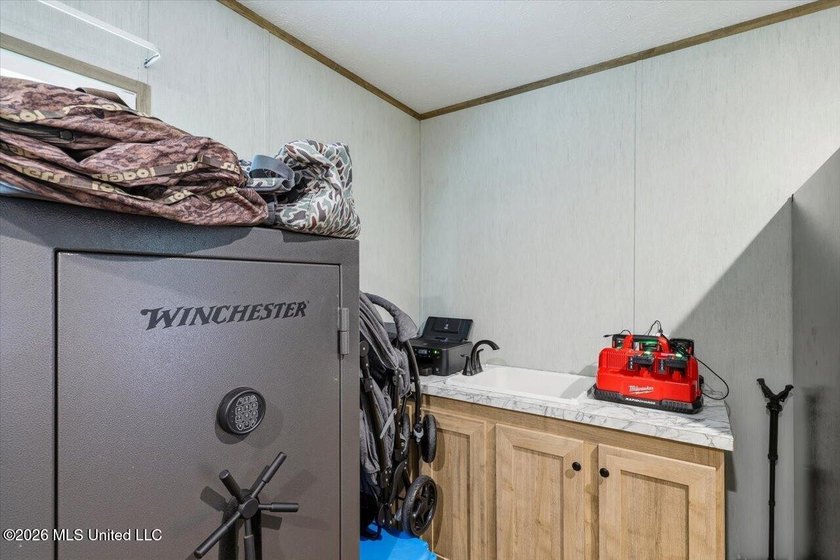 Welcome to country living at its finest! This like-new 2024 - photo 16