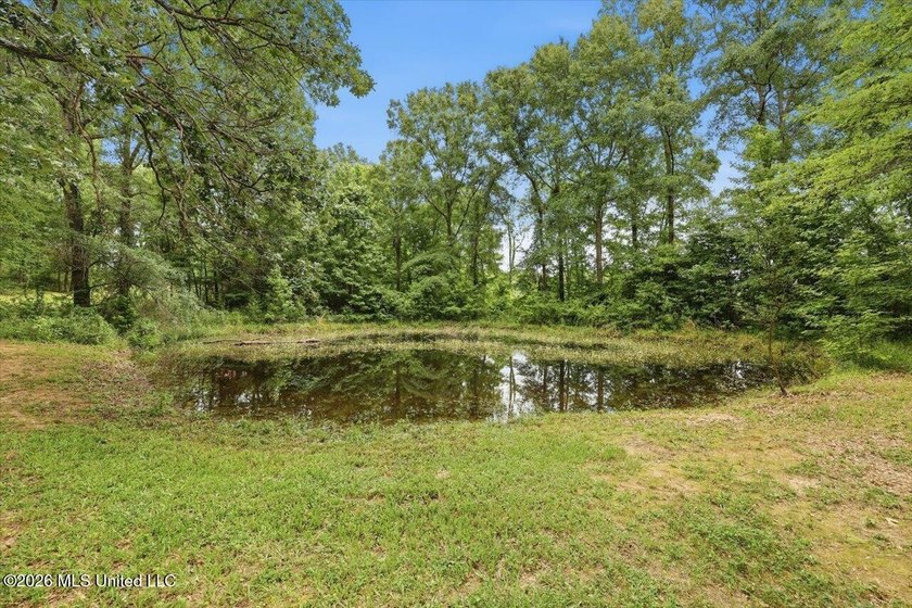 Welcome to country living at its finest! This like-new 2024 - photo 35