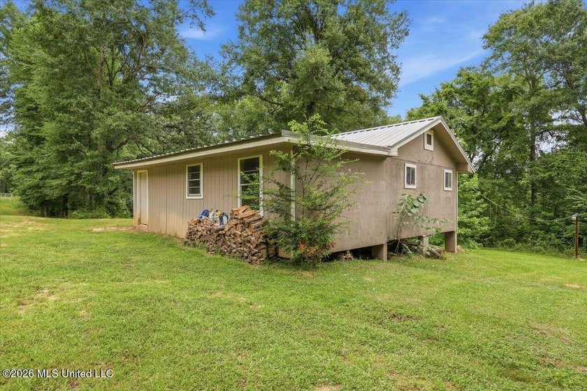 Welcome to country living at its finest! This like-new 2024 - photo 38