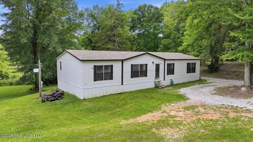 Welcome to country living at its finest! This like-new 2024 - photo 39