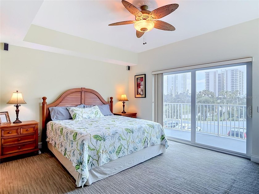 Welcome to your exclusive oasis at 2 Oceans West Blvd #300 in - photo 42