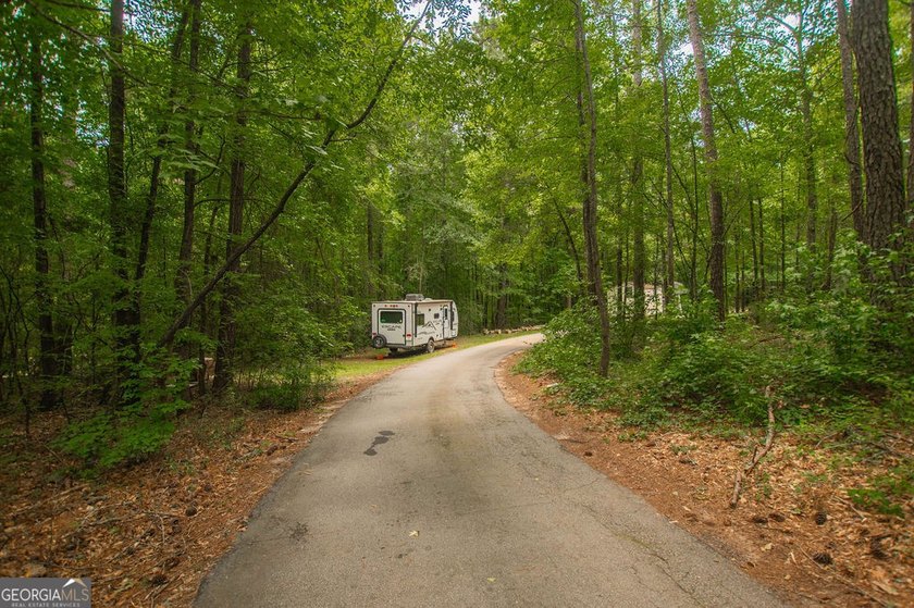 Welcome home to 4321 Highway 186! This adorable 4 bedroom/2 - photo 31