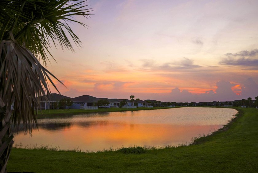 Fully remodeled and impeccably upgraded, this stunning 2 bed 2 - photo 33