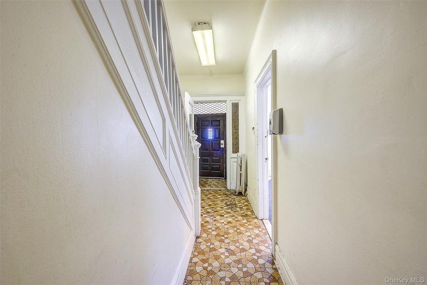 Solid attached stone townhouse in a prime Borough Park location - photo 2