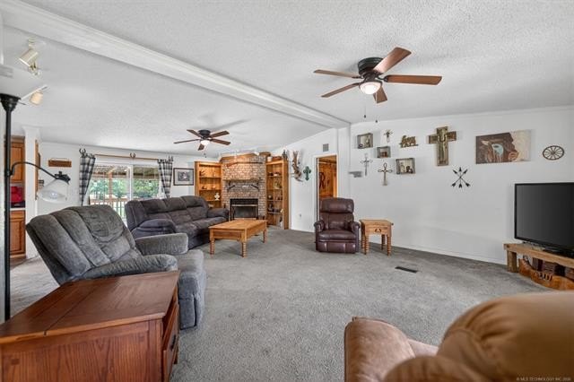 Private 10-acre retreat with two homes and mature timber. Here - photo 8