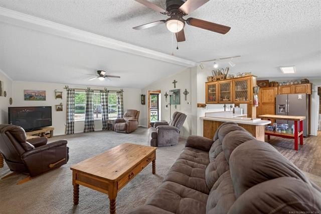Private 10-acre retreat with two homes and mature timber. Here - photo 10