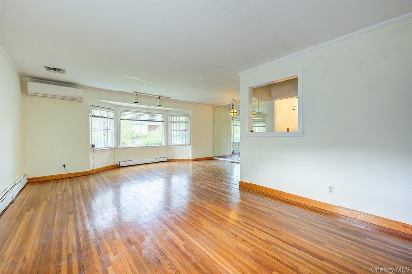 Welcome to 227-12 53rd Avenue, a remarkably spacious ranch - photo 10