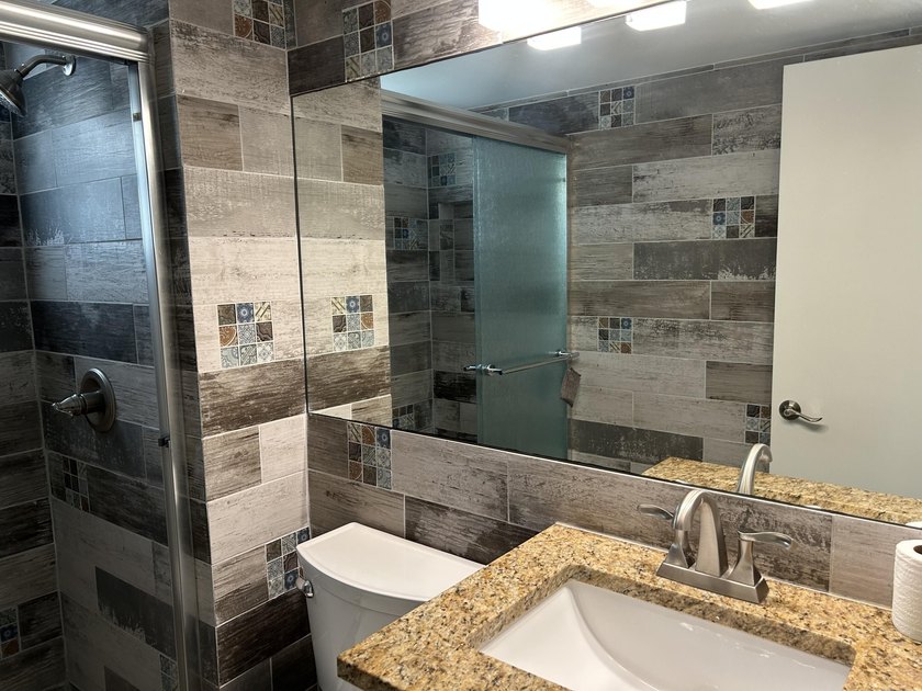 Welcome to this beautifully updated 2-bedroom, 2-bathroom - photo 12