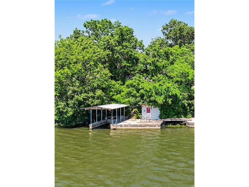 Situated at the desirable Crawford Lake State Park, this lot - photo 2