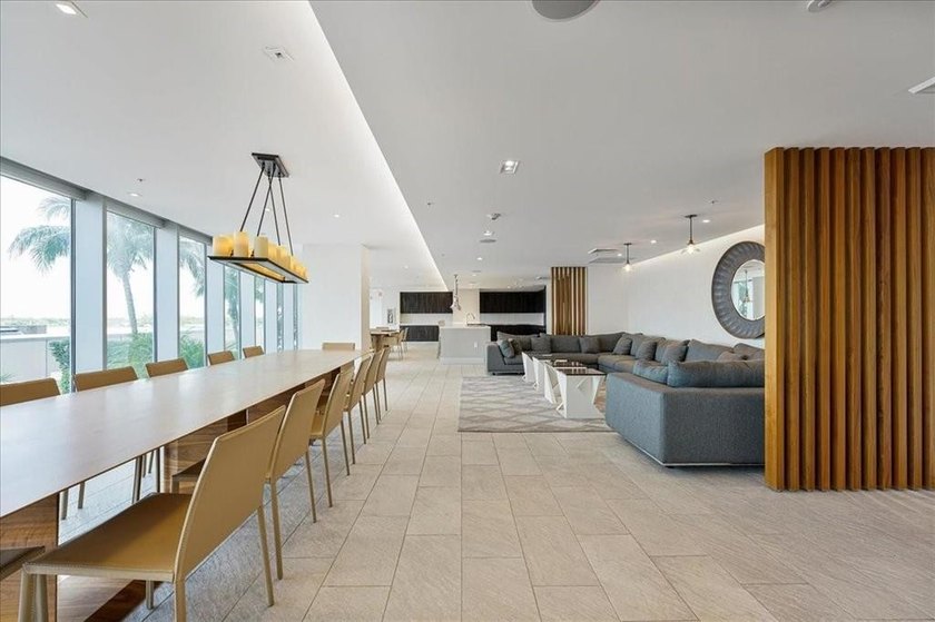 PRICED TO SELL !!! this sparkling new 2/2 condo in the luxury - photo 23