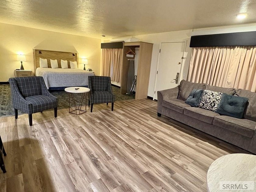 Discover a rare investment opportunity with the Clover Creek Inn - photo 19