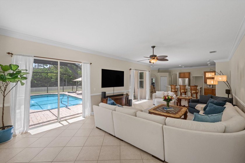 Welcome to 11414 169th Court N, a beautifully maintained - photo 22