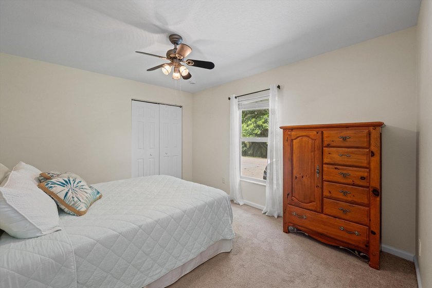 Welcome to 11414 169th Court N, a beautifully maintained - photo 40