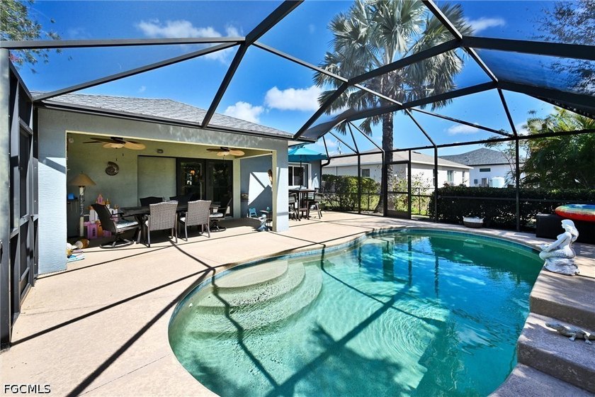 Set your sights on this stunning single-family pool home. With - photo 3
