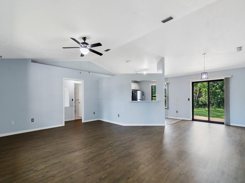 Located in the desirable Bird Sanctuary neighborhood Lakewood - photo 2