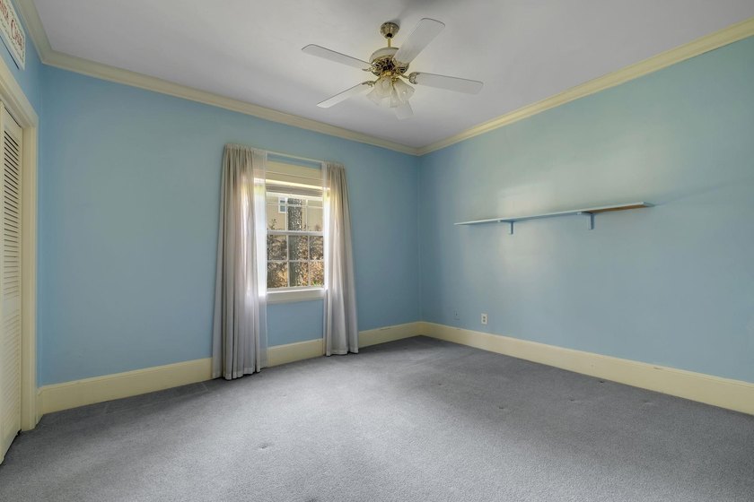 Bankruptcy and Short Sale. Additional Buyer Premium to the - photo 36