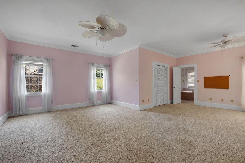 Bankruptcy and Short Sale. Additional Buyer Premium to the - photo 37