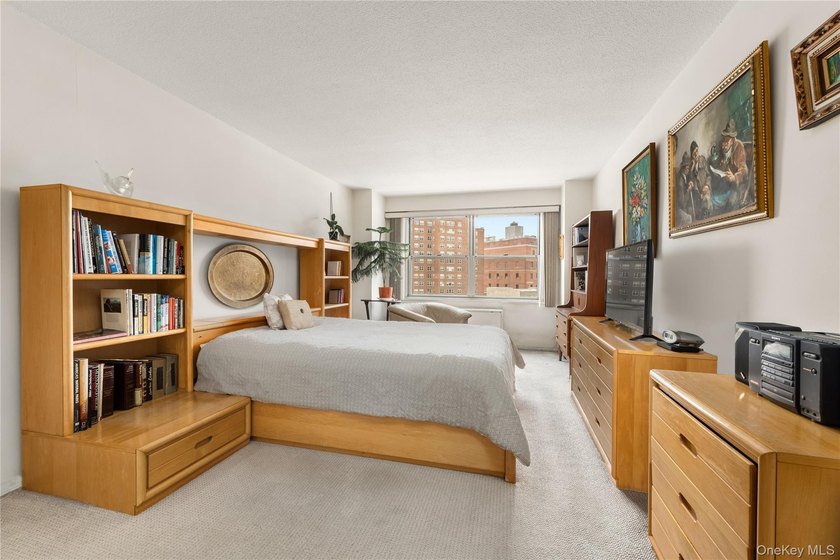 Unit 6E at the Forest Hills is now on the market! A junior four - photo 3