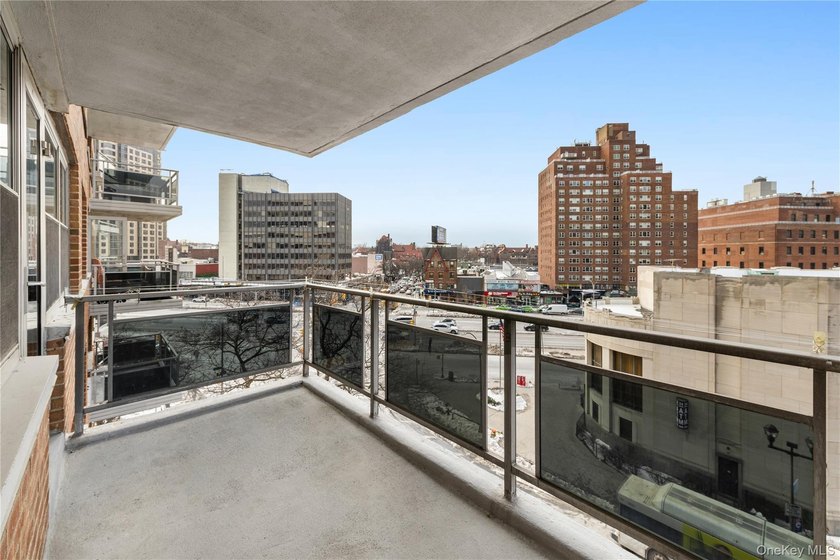Unit 6E at the Forest Hills is now on the market! A junior four - photo 5