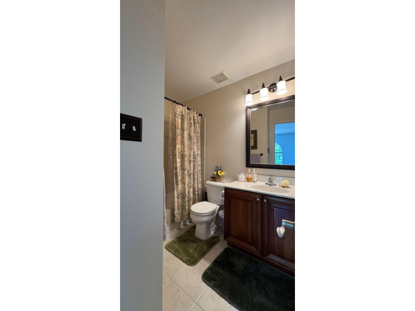 This beautifully updated end-unit Colonial townhouse in the Mill - photo 17