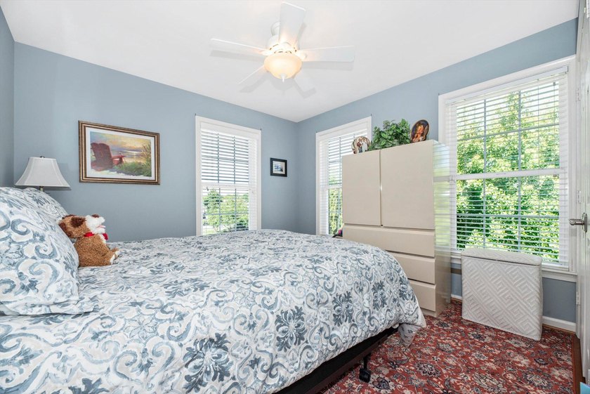 This beautifully updated end-unit Colonial townhouse in the Mill - photo 19