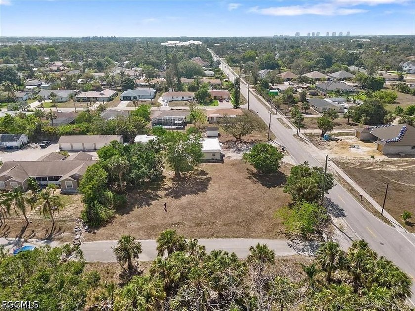 OVERSIZED RESIDENTIAL LOT | DUPLEX PLANS AVAILABLE | MINUTES TO - photo 6