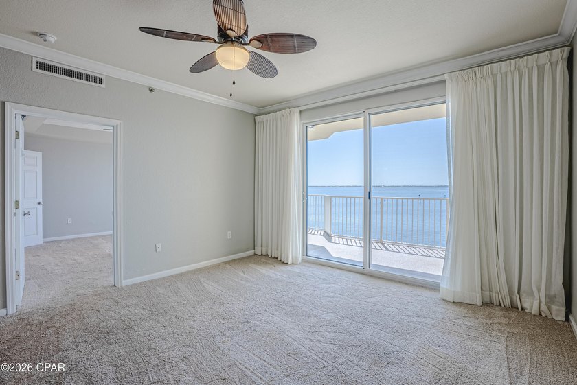 ''WAKE UP TO SHIRMMING WATER VIEWS'' This stunning 2-bedroom 2 - photo 22