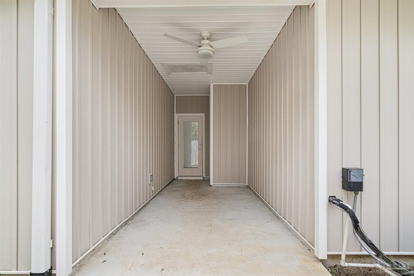 SELLER SAYS - THIS MUST GO! Now priced BELOW comps &amp; ideally - photo 22