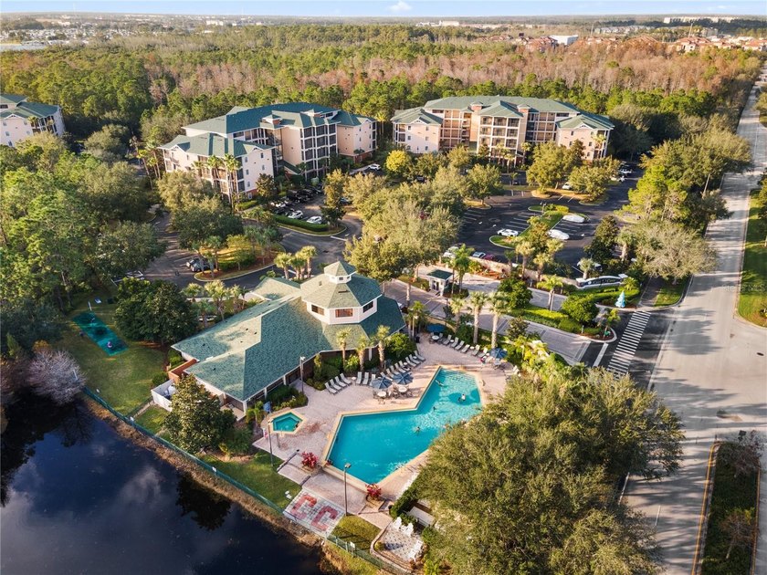 Under contract-accepting backup offers. Welcome to this - photo 40