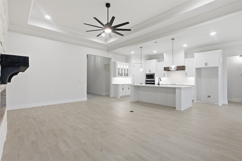 New construction by Al Couto Homes in the gated golf course - photo 8