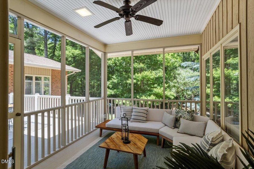 Sprawling, light-filled ranch with a full walk-out basement in - photo 19