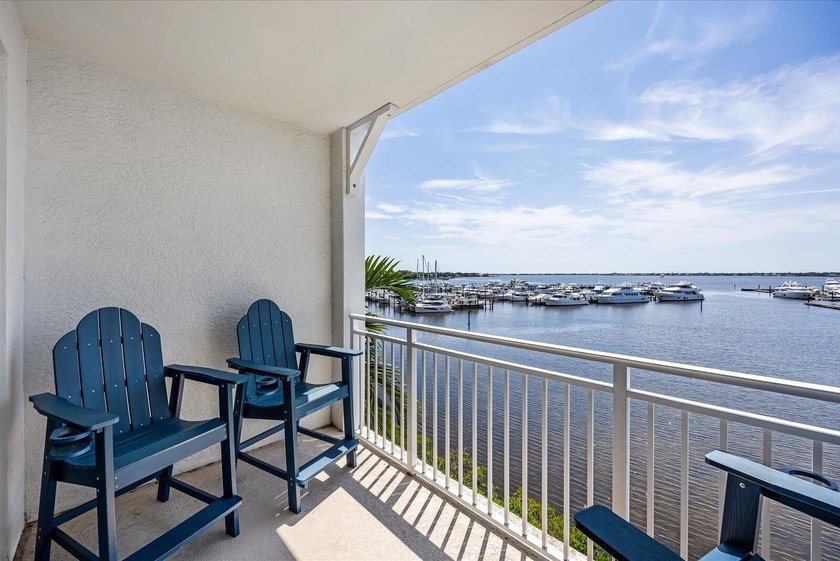 Waterfront condo living in the heart of Stuart's marina district - photo 34