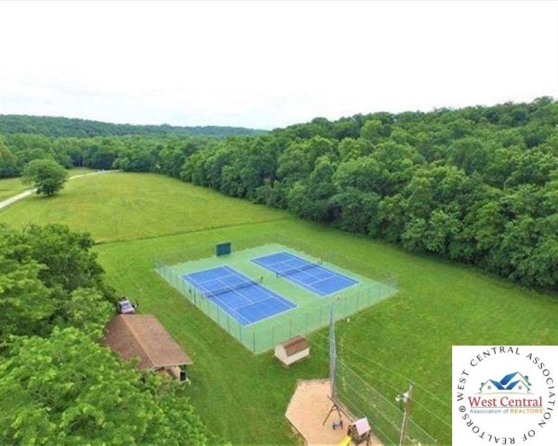 A wonderful and unique 6.3 acres of land with privacy and - photo 38