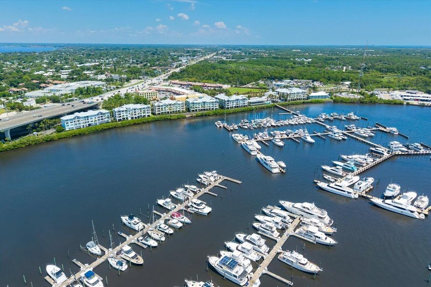 Waterfront condo living in the heart of Stuart's marina district - photo 43