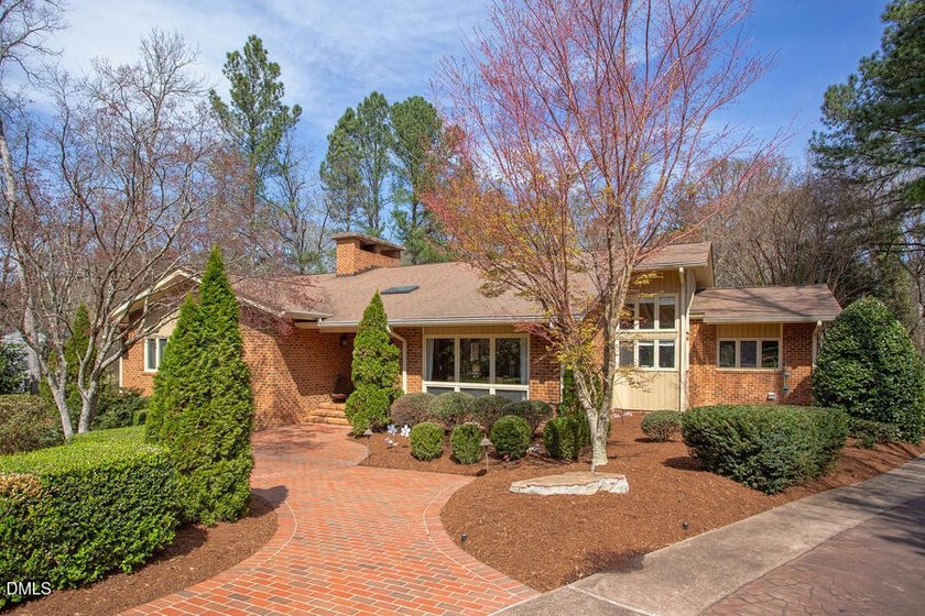 Sprawling, light-filled ranch with a full walk-out basement in - photo 46