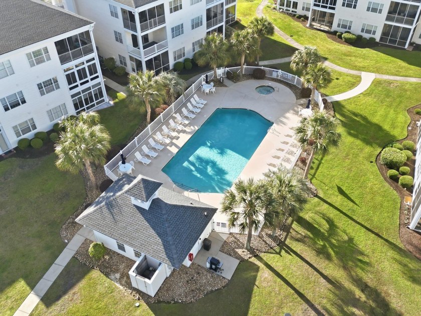 Perfectly positioned just minutes from the beautiful shoreline - photo 29